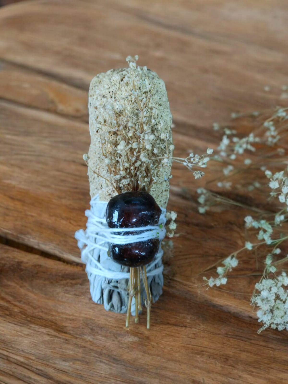 Atado de Salvia Blanca con Palo Santo y Ambar