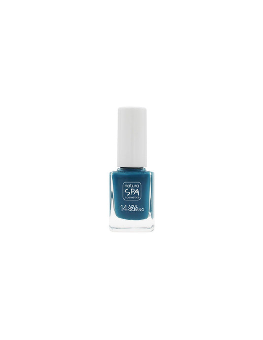 Esmalte de uñas azul oceano
